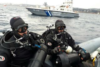 Συνεχίζονται οι έρευνες στη θάλασσα για αγνοούμενους