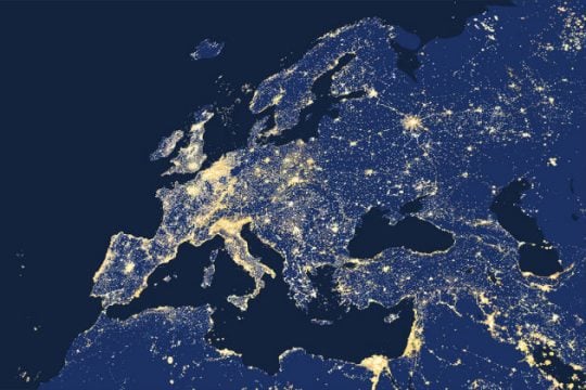 Δικηγόροι της ειρήνης στα Βαλκάνια