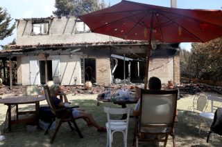 «Εν ολίγοις τι μας είπαν; Οτι φταίμε εμείς που καήκαμε»