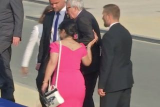 Μην πυροβολείτε τον Γιούνκερ…