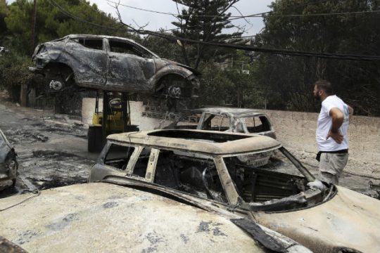 «Δεν υπήρχε χρόνος να γίνει οργανωμένη εκκένωση»