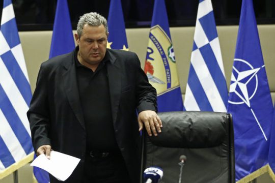 Παραδοχή λαθών και έκκληση για ομόνοια