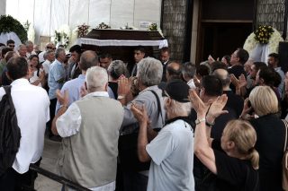 Αντίο με τα «Μαλαματένια Λόγια» του