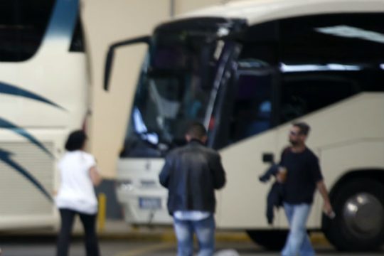Ανατροπή ΚΤΕΛ με τραυματίες στη Δράμα
