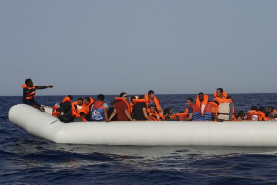 Τρία ναυάγια, 277 αγνοούμενοι σε τέσσερις ημέρες