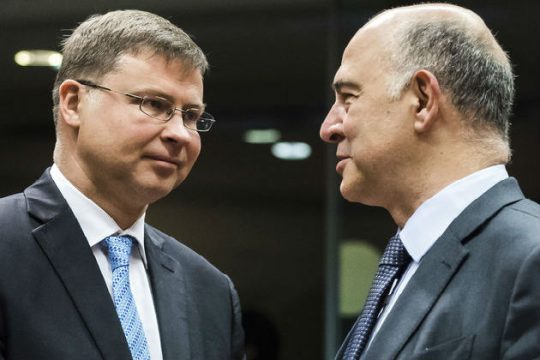 Τριμηνιαίοι έλεγχοι και εξάμηνη ανανέωση