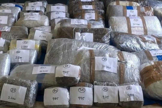 Μεγάλη ποσότητα χασίς σε ακυβέρνητο σκάφος στη Λευκάδα