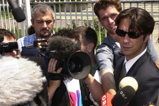 Εκτέλεσαν πρώην δικηγόρο του Μιλόσεβιτς