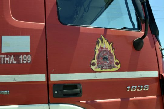 Απανθρακώθηκε άνδρας στο φλεγόμενο αυτοκίνητό του