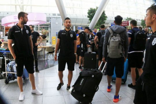 Χωρίς επιθετικούς