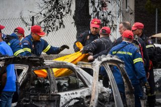 Με ταχείς ρυθμούς το δύσκολο έργο της ταυτοποίησης