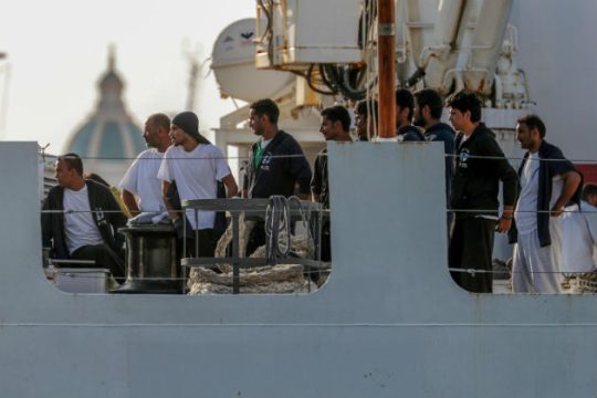 Ό,τι έχουν ευχαρίστηση…