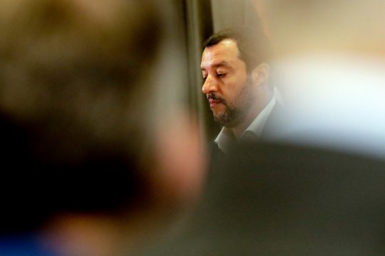Περισσότερα όπλα στη Λιβύη η… λύση του Σαλβίνι