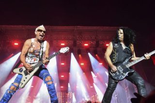 Οι Scorpions… τσιμπούν ακόμη