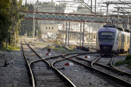 Κινητοποιήσεις με… ρήγματα