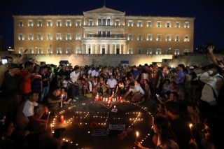 Τυμβωρυχία από μια «φίλη»