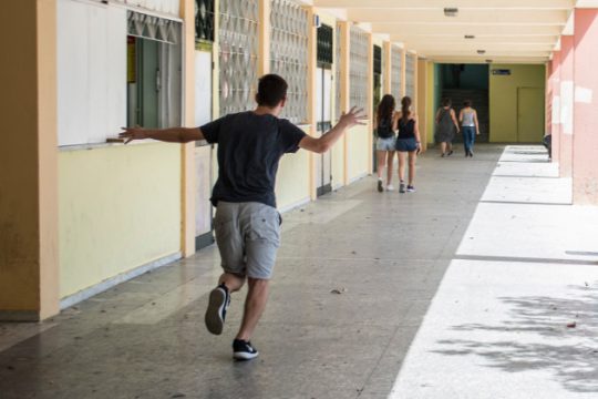 Ψηφιακή αναβάθμιση των σχολείων της Κρήτης