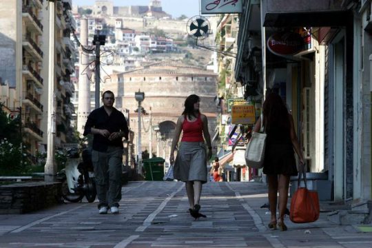 Μια πλατεία γεμάτη ζωή έγινε πιάτσα ναρκωτικών
