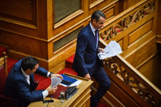Σύγκρουση στη Βουλή με αφορμή το δημοσίευμα της «Εφ.Συν.»