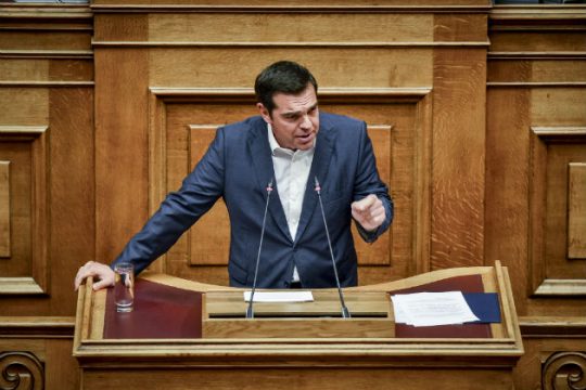 Αλ. Τσίπρας: «Ντροπή σας, κύριε Μητσοτάκη»