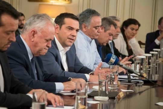 «Αναλαμβάνω την πολιτική ευθύνη, δεν έχω σκοπό να αποδράσω»