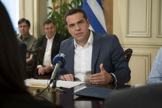 Reuters: Τα λόγια του Τσίπρα σημαίνουν ελάχιστα για τους πληγέντες