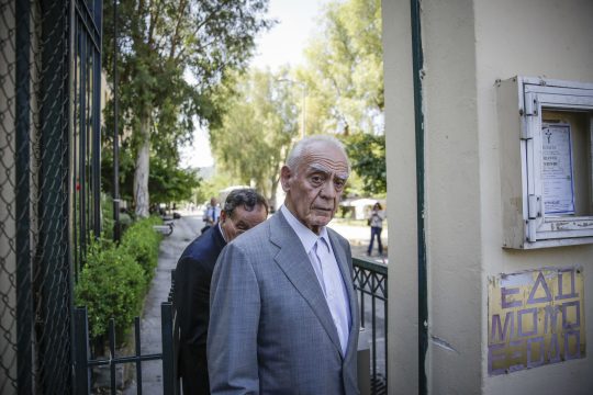 Ελεύθερος μετά τη νέα απολογία ο Άκης Τσοχατζόπουλος