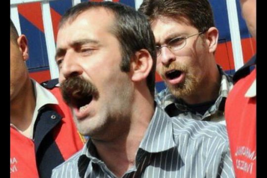Να σώσουμε τη ζωή και την ελευθερία του Τουργκούτ Καγιά!