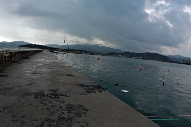 Κλειστοί δρόμοι και ζημιές από την καταιγίδα στον Βόλο
