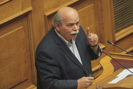 Βούτσης κατά Μητσοτάκη για το Μακεδονικό