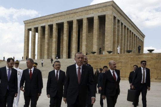 Αντίποινα Ερντογάν προς Ουάσινγκτον, στα άκρα η αντιπαράθεση
