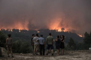 Φωτιές και… λάβρα στην Ευρώπη