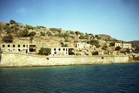 Τα λεφτά «δραπέτευσαν» από τη Σπιναλόγκα