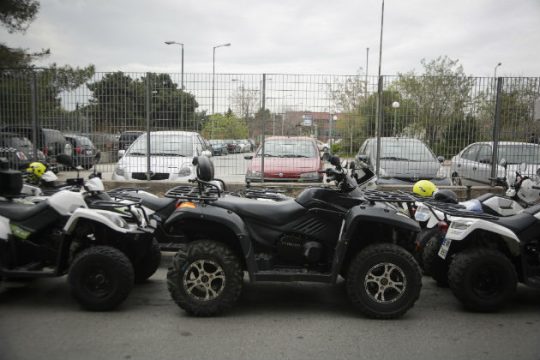 Μαζί με τις «γουρούνες» επέστρεψαν και τα δυστυχήματα