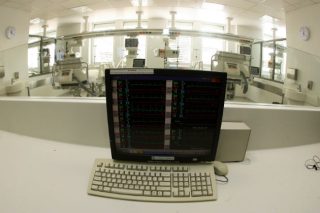 Οι εγκαυματίες στο έλεος των ελλείψεων στις ΜΕΘ