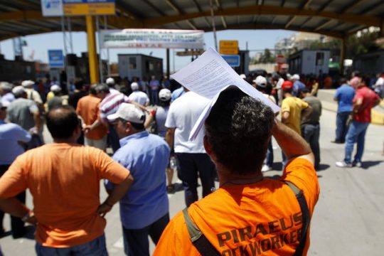 Τραμπούκικη επίθεση σε βάρος συνδικαλιστή στο λιμάνι του Πειραιά