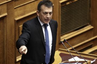 Οι αριθμοί… εκθέτουν τον Γιάννη Βρούτση