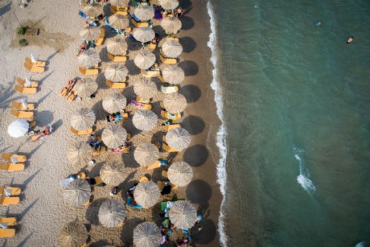 «Καμπάνες» 2,28 εκατ. ευρώ σε τουριστικές επιχειρήσεις
