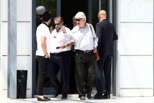 Υπογραφές στην προκήρυξη με… εγγυήσεις της ΕΡΤ