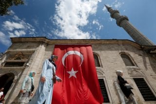 Εγώ Χριστό, εσύ Αλλάχ…