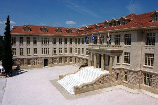 Ξαναζεσταίνουν την αθλιότητα με την εκδικητική απόλυση