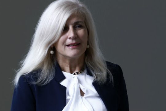 Αδειάζει ο ΣΥΡΙΖΑ την Αυλωνίτου