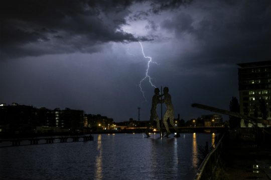 Μετά τον καύσωνα, καταιγίδες και πλημμύρες