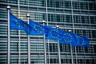 Κομισιόν: Εγκρίθηκε ελληνικό πρόγραμμα κρατικών ενισχύσεων 450 εκατ. ευρώ για ενεργοβόρες εταιρείες