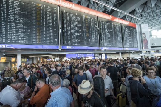Συναγερμός στο αεροδρόμιο της Φρανκφούρτης