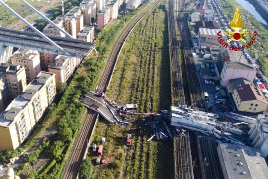 Πολιτική σύγκρουση μετά την τραγωδία