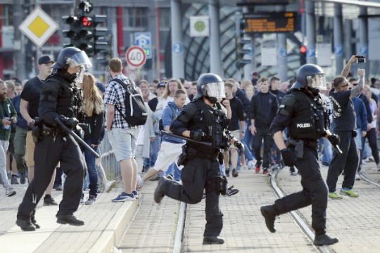 Συναγερμός για ακροδεξιές συμμορίες στη Σαξονία