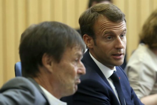 Παραίτηση-έκπληξη από την κυβέρνηση Μακρόν