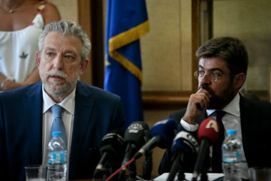 Στη μάχη κατά της διαπλοκής και της διαφθοράς