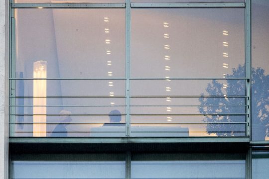 Δυσφορούν στις Βρυξέλλες για τις εκτιμήσεις του ΔΝΤ
